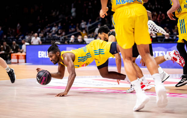 仍然能够保 仍然能够保